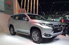 Mitsubishi: Pajero Sport...