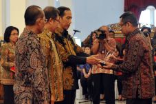 Kemenperin Kembali Raih...