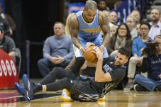 Lakers Menang, Wolves...