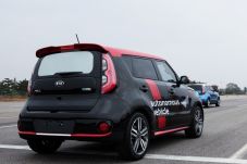 Kia Bersama Hyundai...