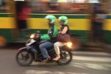 Pengguna Ojek Online...