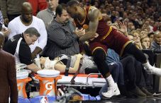 Korban King James, Ellie...