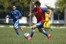Tinggalkan Persib Bandung,...