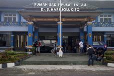 Jenazah Pilot Pesawat...