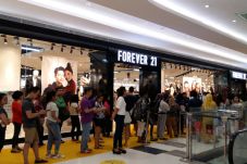Forever 21 Buka Gerai...
