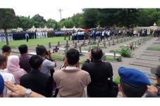Gugur Dalam Tugas, Dwi...