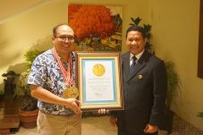Josaphat Tetuko Sri...