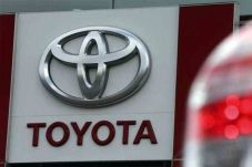Pasar Lesu, Toyota Tetap...