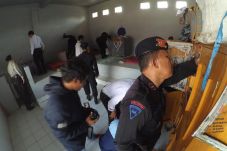 Razia Lapas Kelas II...