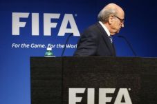 Blatter Isyaratkan Kariernya...