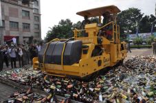 11.155 Botol Miras Berbagai...