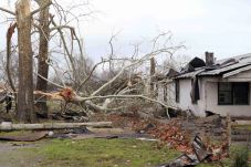 Korban Tewas Akibat...