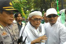 Tokoh FPI Habib Selon...