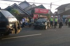 Pulang Liburan, Warga...