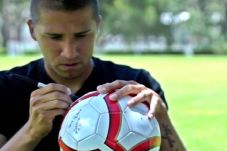 Striker Ekuador Ini...