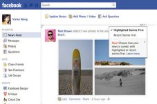 News Feeds Facebook...