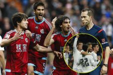 Sociedad Laporkan Wasit...