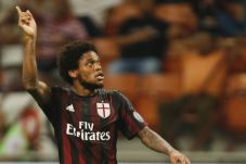 Milan Ingin Jual Luiz...