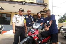 Tepergok Gasak Motor,...