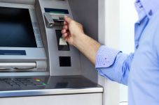 Implementasi ATM PIN...