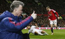 Rooney Selamatkan Muka...