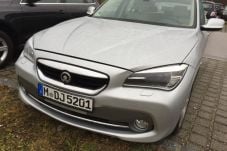 Mobil Listrik Zinoro...