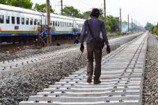 Railways Can Solve Papuas...