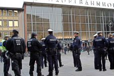 Jerman Ancam Deportasi...