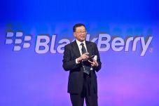 BlackBerry Bakal Fokus...