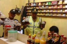 Razia Konser Dangdut,...