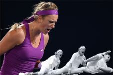 Azarenka Sudah Cium...