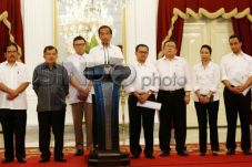 Menteri yang Pantas...