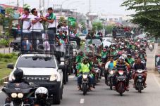Suporter PSMS Sesalkan...