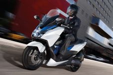 Honda Skutik Forza 125...