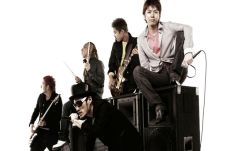 FLOW, Band Jepang Spesialis...