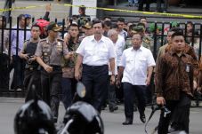 Luhut: Polri Butuh 1...
