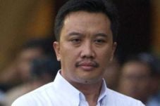 Menpora Kutuk Aksi Bom...