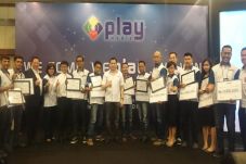 MNC Play Media Optimistis...