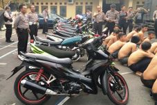 Belasan Pembalap Liar...