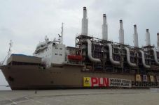 PLN Hemat Rp1,5 T Salurkan...