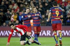 Barcelona Hancurkan...