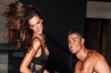 Ronaldo Gendong Alessandra...