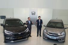 Sekarang Honda Mobilio...