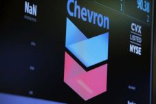 Chevron Kembalikan Kontrak...