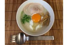 Kedai Ini Menyajikan...