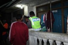 Ada Bendera ISIS, Polisi...