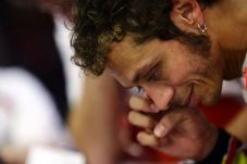 Rossi Pengin Pensiun...