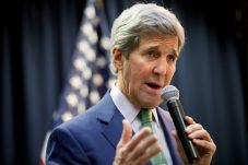 Kerry: Senjata Hizbullah...