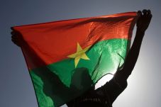Burkina Faso Tangkap...