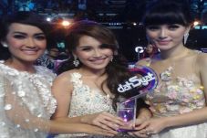 Ayu Ting Ting Pertahankan...